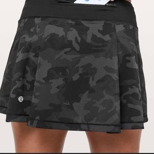 Lululemon Pace Rival Skirt Skort Size 4 
Regular Length